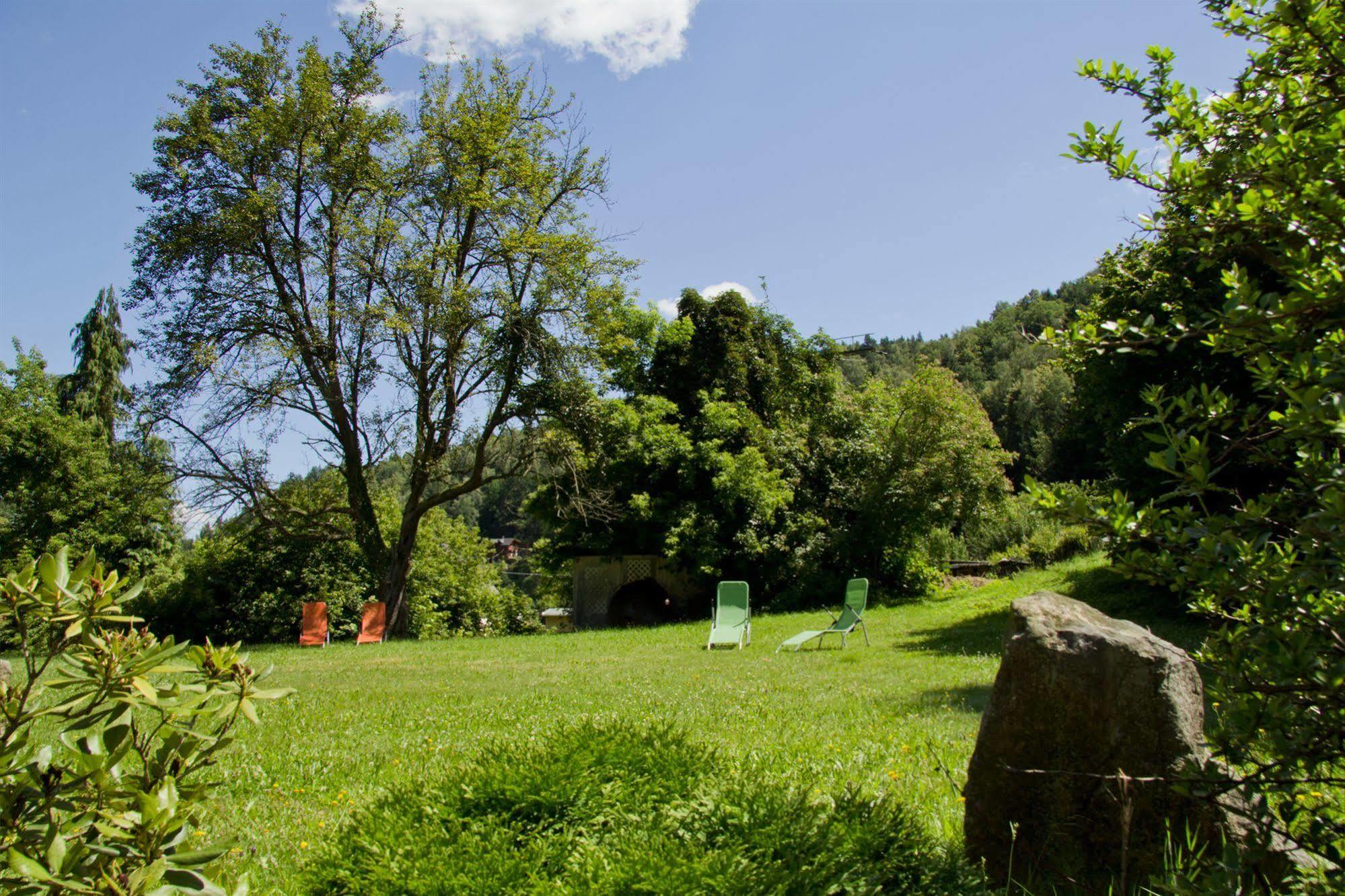 Hotel Garni Grundmuehle Bad Schandau Exterior photo